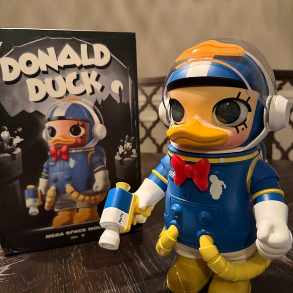 Pop Mart (Disney) - Mega Space Molly Donald Duck 400% - Picture 6 of 12